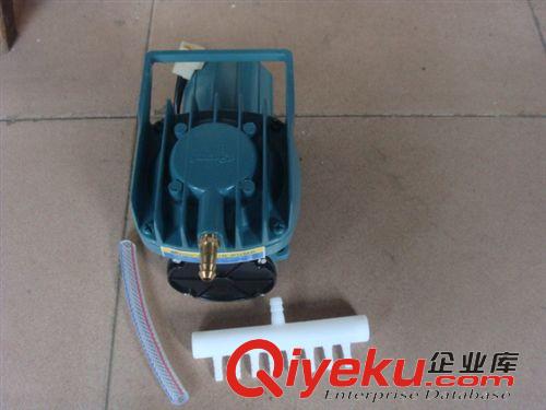 各種增氧泵/水族用品 森森漁亭無(wú)油永磁直流充氣泵12V增氧機(jī)HZ-100空氣泵增氧泵100W