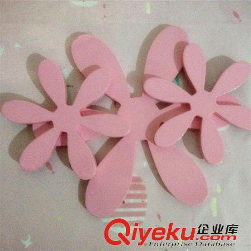 立體墻貼 商家熱銷推薦gdzakka時(shí)尚格桑花沙發(fā)背景墻貼 新春裝飾移除墻貼