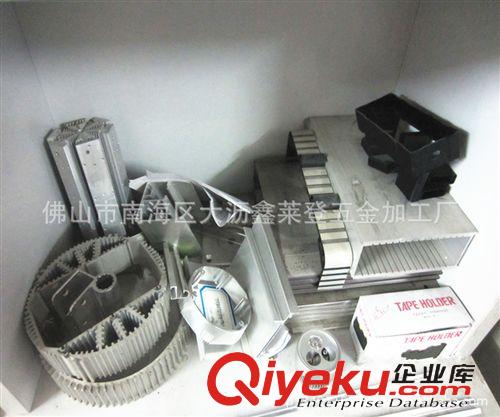 鋁及鋁合金材 佛山大瀝廠家直銷 工業(yè)鋁型材 異型材 鋁制品 xscx 低價批發(fā)原始圖片3