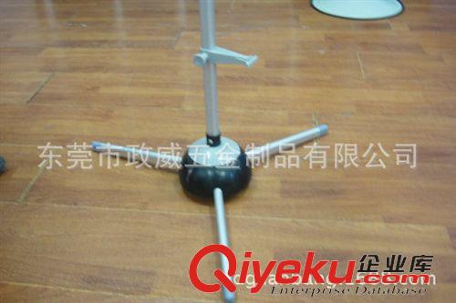 影音電器配件 生產(chǎn)銷售 鐵三腳架 酒吧音響掛架 五金三腳支架 支撐架