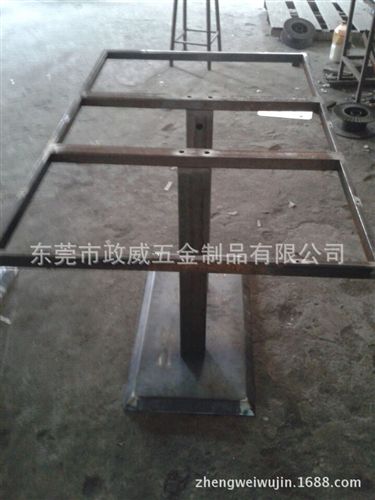 鈑金加工 供應(yīng)五金鐵架子 辦公桌 圓支撐底座 火鍋電底座