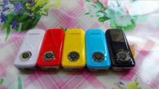移動電源 批發禮品移動電源 帶LED手電筒充電寶 魚嘴5600毫安便攜迷你型