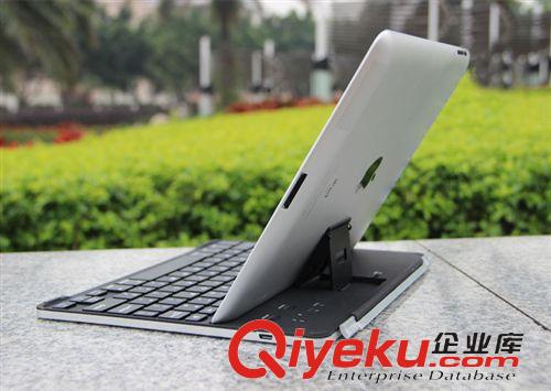 ipad系列藍(lán)牙鍵盤 適用于IPAD2.3.4超薄360度旋轉(zhuǎn)抗壓藍(lán)牙鍵盤-SW-HB0817原始圖片3