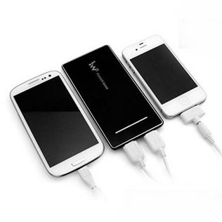移動電源 超薄移動電源 5600毫安聚合物鋁合金手機通用充電寶廠家一件代發原始圖片3