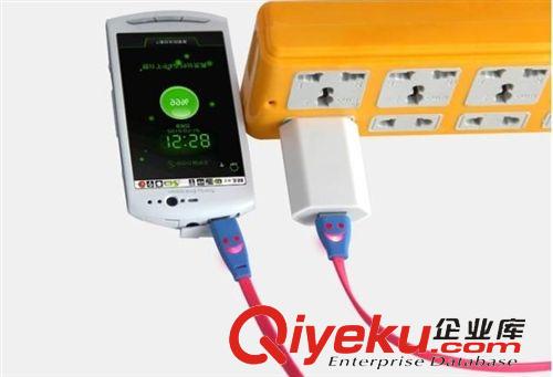 數(shù)據(jù)線 V8笑臉發(fā)光閃燈三星小米聯(lián)想酷派紅米 安卓手機彩色面條數(shù)據(jù)線原始圖片3