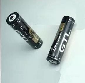 強光手電 原裝zp 18650鋰電池 充電 強光手電筒帶保護板大容量3.7v