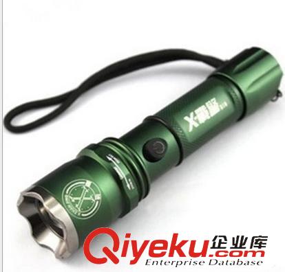 強(qiáng)光手電 X戰(zhàn)警系列{dy}季 zpCREE Q5 LED 頭部旋轉(zhuǎn)調(diào)焦 強(qiáng)光充電手電筒