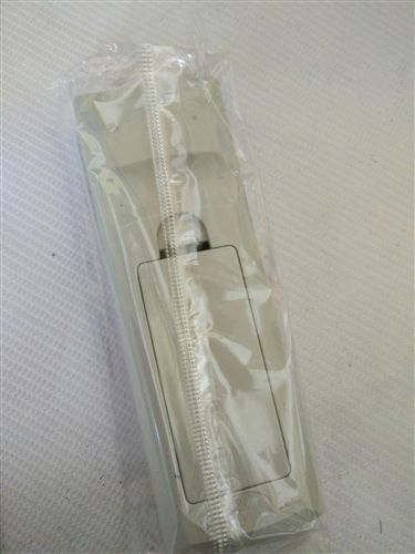 衛(wèi)星遙控器 送小禮品批發(fā)衛(wèi)星電視接收天線小鍋蓋戶戶通機頂盒遙控家用遙控器原始圖片2