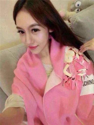2月新款 {zx1}爆款 芭比娃娃圍巾保暖圍巾 羊絨圍巾拉須加長(zhǎng)加厚兩用披肩