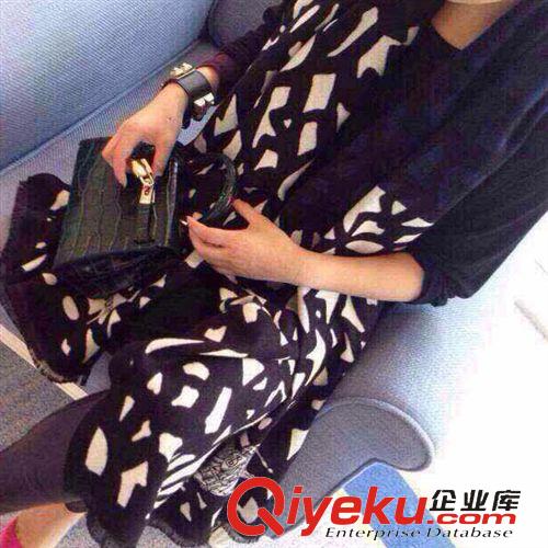 圍巾按材質(zhì)分 林志玲同款dp真絲絲巾女 桑蠶絲喬其綢緞超長款絲巾 圍巾批發(fā)