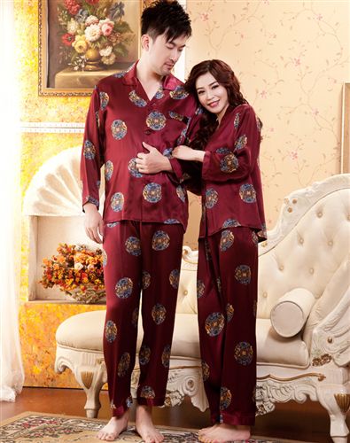 真絲情侶套裝 2015新款情侶套裝婚慶長(zhǎng)袖家居服禮盒裝印花真絲家居服代理批發(fā)