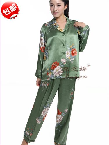 真丝女士长袖家居服 2015新品长袖家居服丝绸女士夏款真丝家居服性感玫瑰花睡衣批发