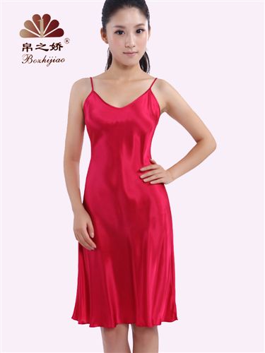 真絲吊帶裙 2014新款新品蘇州廠家批發(fā)簡(jiǎn)約純色/真絲性感睡衣睡裙