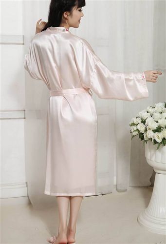 真絲繡花睡袍家居服 zp女式睡袍套裝2015新品溫柔粉色手工繡花真絲睡袍二件套批發(fā)原始圖片3