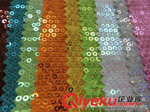 繡花布 SQ059#廠家供應(yīng)滿幅3厘色丁珠片布料時尚服裝箱包面料原始圖片3