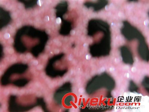 格力特 SQ073#大量供應(yīng)PVC啞光粗砂大小六角格力特皮革面料 價(jià)格實(shí)惠