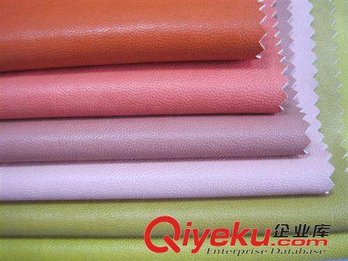 PU服裝面料 現(xiàn)貨供應PU人造革 手感軟可做服裝配料飾品 可來樣定制原始圖片3