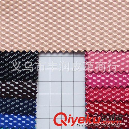 箱包革 廠家直銷高光，濕氣固化，PVC仿古大鱷魚紋石頭紋箱包手袋人造革