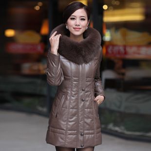 zp服飾 2011新款海寧zp皮衣百搭款女式西裝短褲熱褲 批發(fā)零售