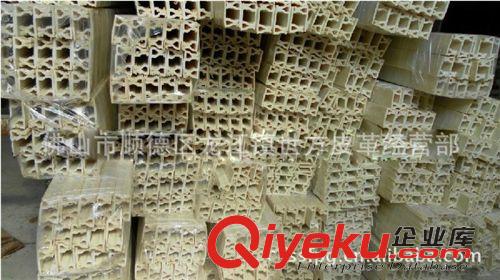 熱銷產(chǎn)品展示 純pvc膠料白色軟包型條_軟包夾條_軟包龍骨_韌性好_阻燃_不易斷原始圖片2