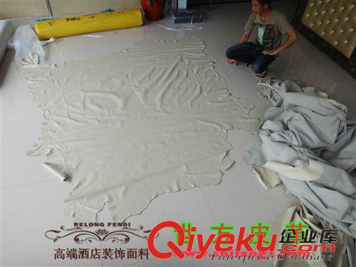 熱銷產(chǎn)品展示 澳洲進口啞光牛皮 頭層zp 50尺左右一張 柔軟舒適 洞少幅面大原始圖片3