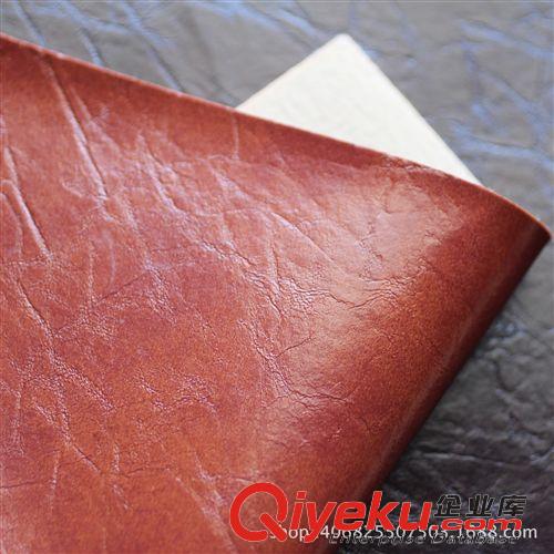 按皮革用途 現(xiàn)貨供應(yīng)gd時(shí)尚PU冰雕油皮手袋箱包原材料