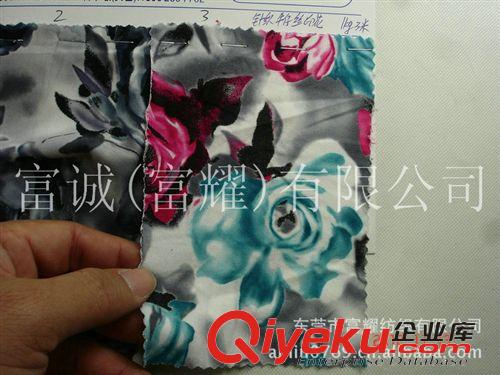 萊卡布牛奶絲佳積布邊綸布鞭炮絨60條 滌氨針織彈力牛奶絲印花面料冰藍花朵大花印花超柔軟針織細圖面料原始圖片2
