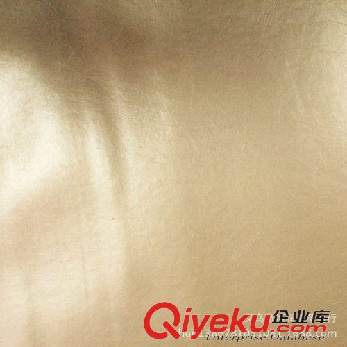 常規(guī)紋路 義烏皮革廠家直銷 現(xiàn)貨供應半PU瘋馬革原始圖片2