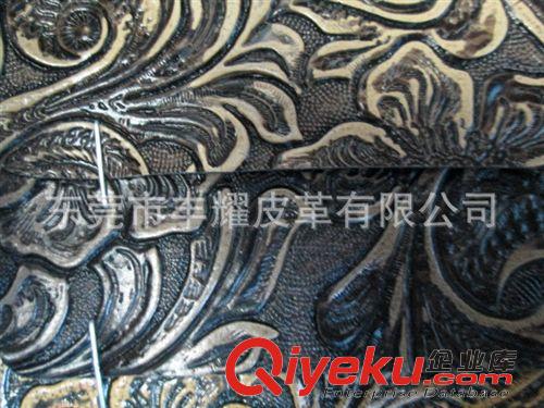 裝飾革 鳳尾鱷魚混合版皮革，貼膜擦色做舊效果，相框，相冊包裝