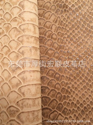 家具裝飾革 熱賣新款雙色噴涂立體龍紋蛇紋鱷魚紋軟包手袋沙發(fā)PU皮革原始圖片2