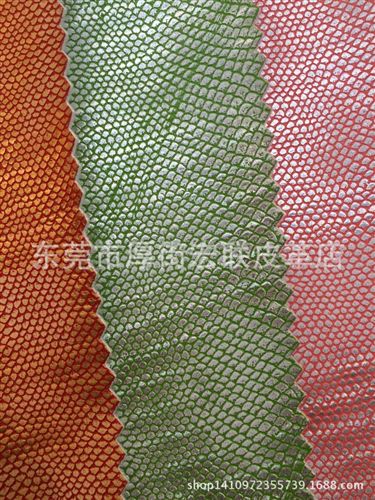 家具裝飾革 2014熱銷 北美鱷魚(yú)紋pu皮革 環(huán)保手袋鱷魚(yú)紋皮革