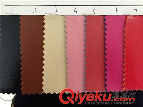 PVC人造革 皮革廠家直銷金屬壓花PVC 人造革 PU革 顏色齊全 款式新穎