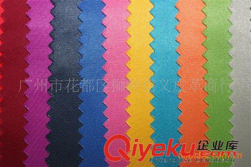 230D 廠家供應(yīng)230復(fù)合尼龍面料復(fù)合面料發(fā)泡尼龍牛津布230斜紋PVC