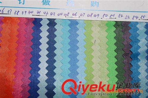 環保 廠家供應170TPU70dPVC牛津布70d料手包里料錢包里料滌塔夫