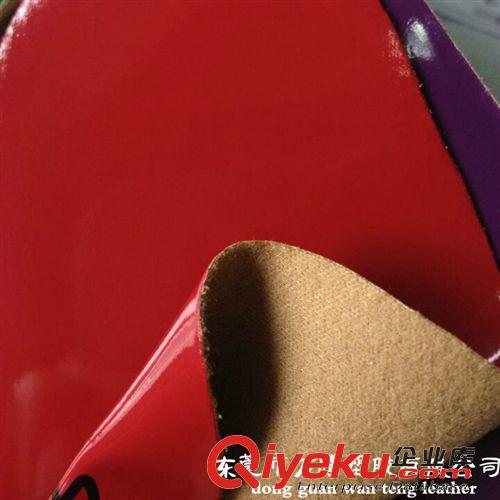 電子產(chǎn)品包裝 廠家直銷現(xiàn)貨供應(yīng)PU人造革漆皮鏡面皮革手袋亮面皮革珠光鏡面PU原始圖片3
