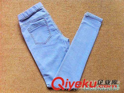 女式牛仔褲 女式牛仔褲庫(kù)存外貿(mào)原單牛仔褲彈力牛仔小腳褲處理低價(jià)批發(fā)牛仔褲原始圖片3