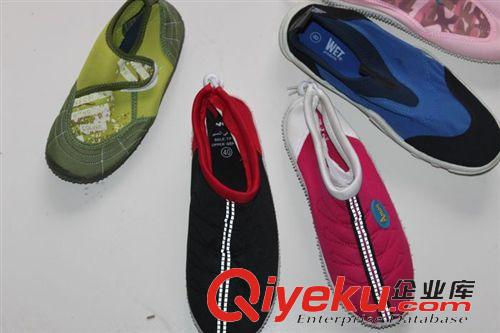 其它運(yùn)動(dòng)鞋 廠(chǎng)家處理 各式花樣 保暖 防滑 減震 耐磨兒童運(yùn)動(dòng)鞋