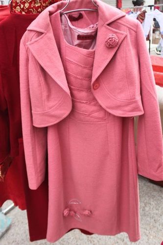 女式風衣、大衣 廠家直銷敬酒服清倉處理女士外貿(mào)庫存連衣裙套裝秋冬毛呢裙子套裝原始圖片2