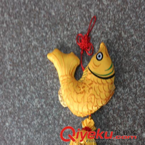 擺、掛飾物 廠家供應(yīng)汽車掛件鋰魚掛件工藝品汽車飾品批發(fā)原始圖片3