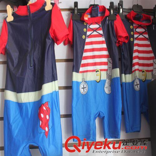 運(yùn)動(dòng)背包 清倉(cāng)處理庫(kù)存登山包戶(hù)外用品戶(hù)外雙肩包運(yùn)動(dòng)包批發(fā)處理
