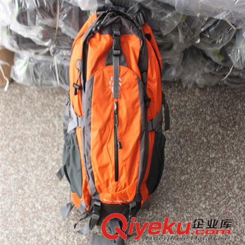 運(yùn)動(dòng)背包 清倉(cāng)處理庫(kù)存登山包戶(hù)外用品戶(hù)外雙肩包運(yùn)動(dòng)包批發(fā)處理