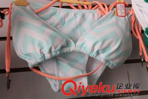 bjn、分體泳衣 2012款6色4號 維多利亞bjn泳衣 小胸平領口鋼托聚攏 環球小姐