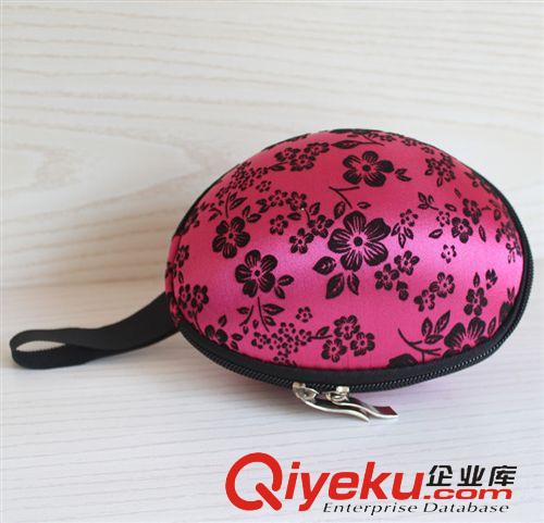 文胸貼 裹胸 內褲 時尚無痕內褲 女士性感提臀中/低腰 一片式三角內褲一件代銷