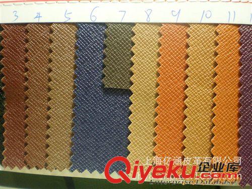 箱包革 現(xiàn)貨供應(yīng) 壓花起毛半pu革 十字紋半pu革 人造半pu革 箱包革裝飾革原始圖片2