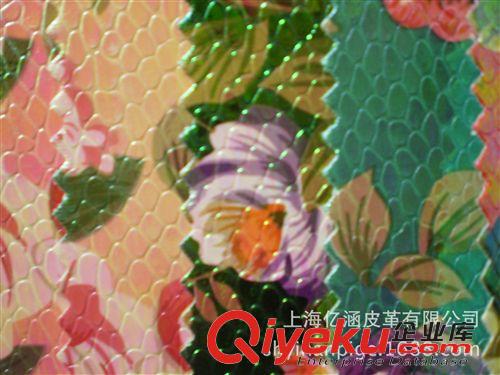 箱包革 現(xiàn)貨供應(yīng) 金屬貼膜pu革 轉(zhuǎn)印膜pu革 金屬pu壓花革 反光材料