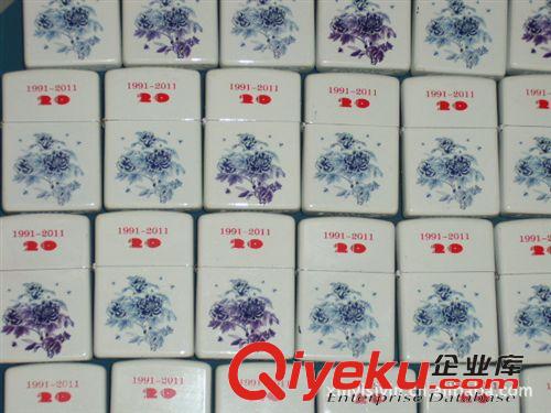 飾品加工 蘇州裝飾畫加工，首臺全進口加拿大UV平板打印機，2014年落戶蘇州