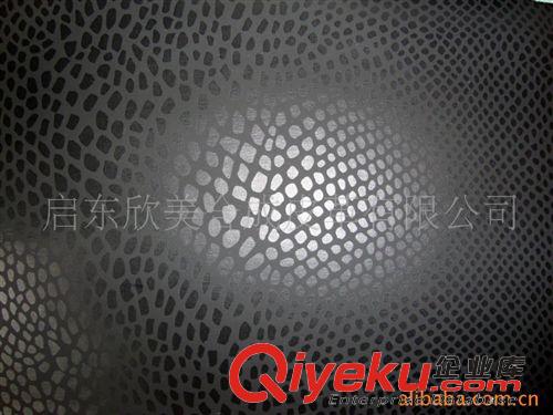 人造革 供應(yīng)PVC人造革，利達(dá)紋，平紋揉紋，DE90革，R64革。