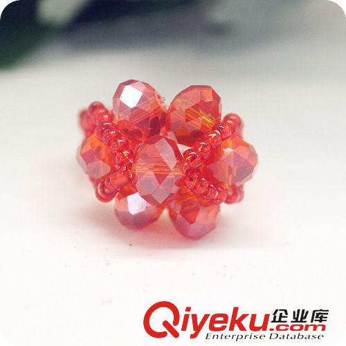 手工編織戒指 手工水晶戒指批發(fā) 批發(fā)市場 展銷會旅游景點(diǎn) 地?cái)傄故袩豳u8MM七粒