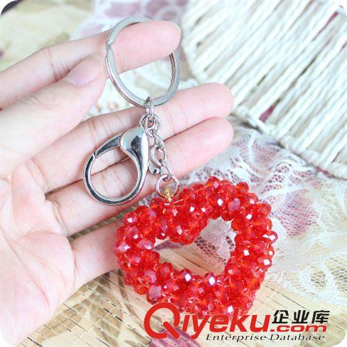 編織鑰匙扣掛件 包掛 地攤貨源批發(fā) 捷克水晶編織工藝品 水晶串珠成品12生肖包掛小裙兔