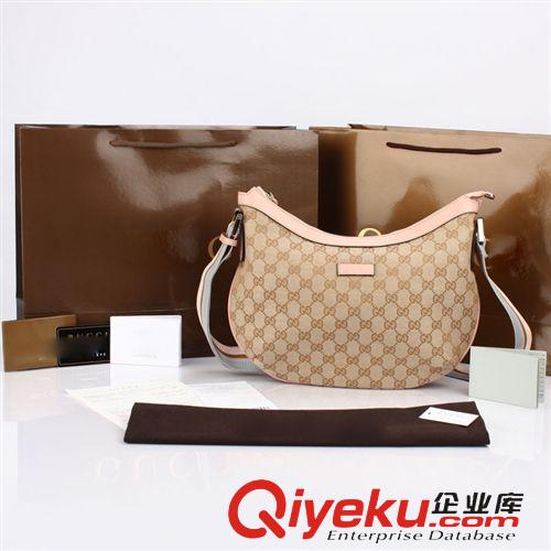 女包專區(qū) 廠家新款餃子女包 休閑斜跨小包女士帆布配皮斜挎包水餃包